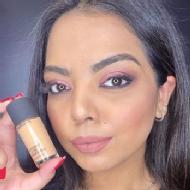 Munira K. Makeup trainer in Pune