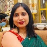 Rashmi Mishra Saree Draping trainer in Noida