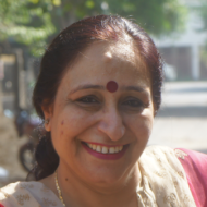 Divya Malhotra Class I-V Tuition trainer in Kolkata