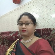 Nabanita S. Drawing trainer in Kolkata