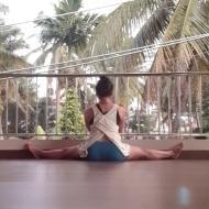 Kruthika R. Yoga trainer in Mumbai