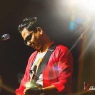 Noshi Guitar trainer in Delhi